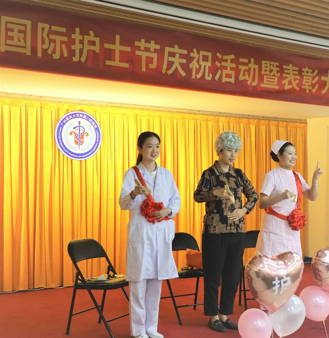 情景剧表演《从齿关爱口腔》